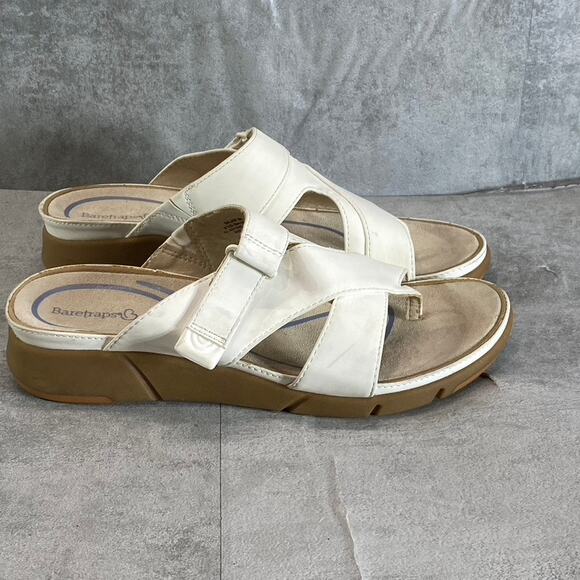 BARETRAPS Women's White Nalani Slip-Resistant Round-Toe Toe-Loop Slide Sandals - Picture 1 of 11